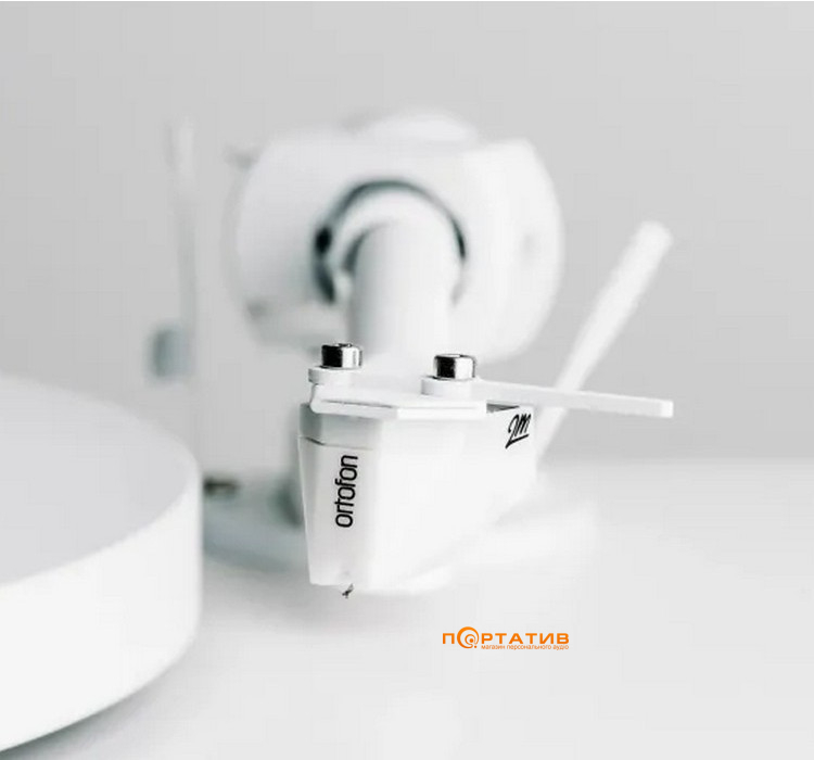 Проигрыватель винила Pro-Ject Debut PRO B Edition Pick It PRO B White