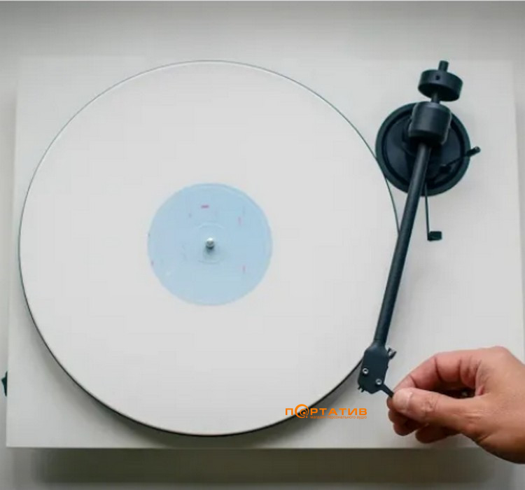 Проигрыватель винила Pro-Ject E1.2 Pick It MM E White