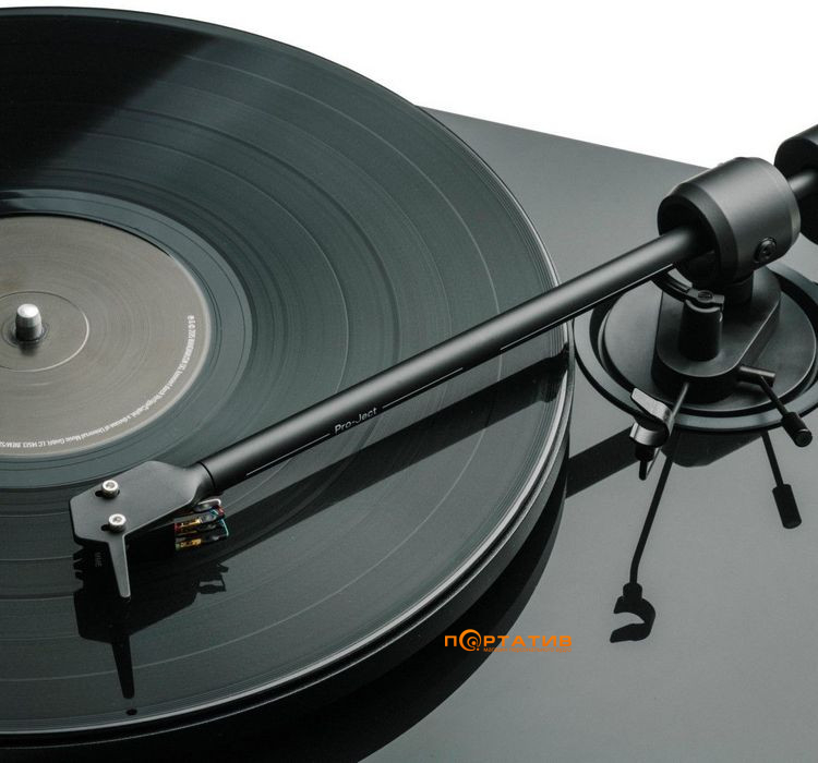 Проигрыватель винила Pro-Ject E1.2 Phono Pick It MM E High Gloss Black