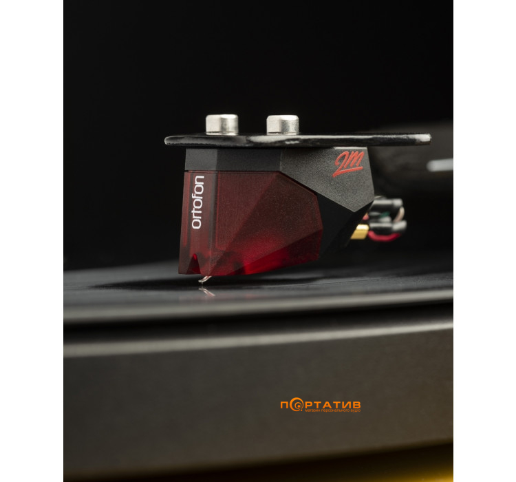 Pro-Ject Debut Carbon EVO 2M-Red Satin Walnut