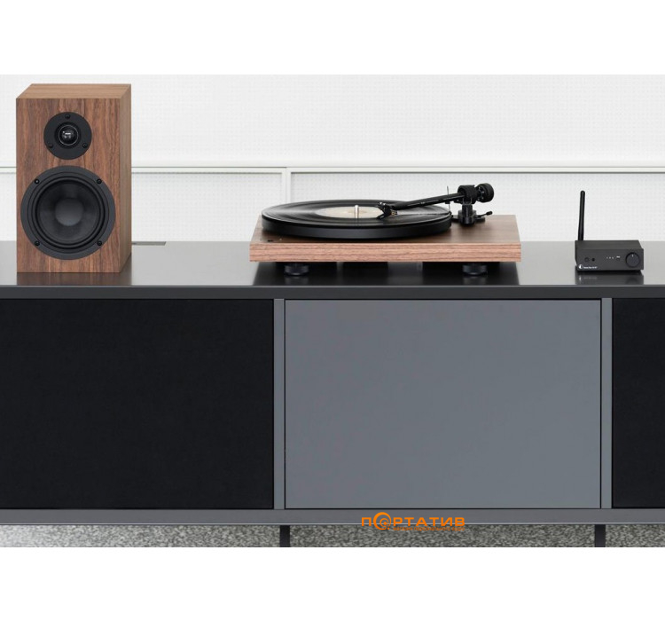 Проигрыватель винила Pro-Ject Debut Recordmaster OM5e Walnut