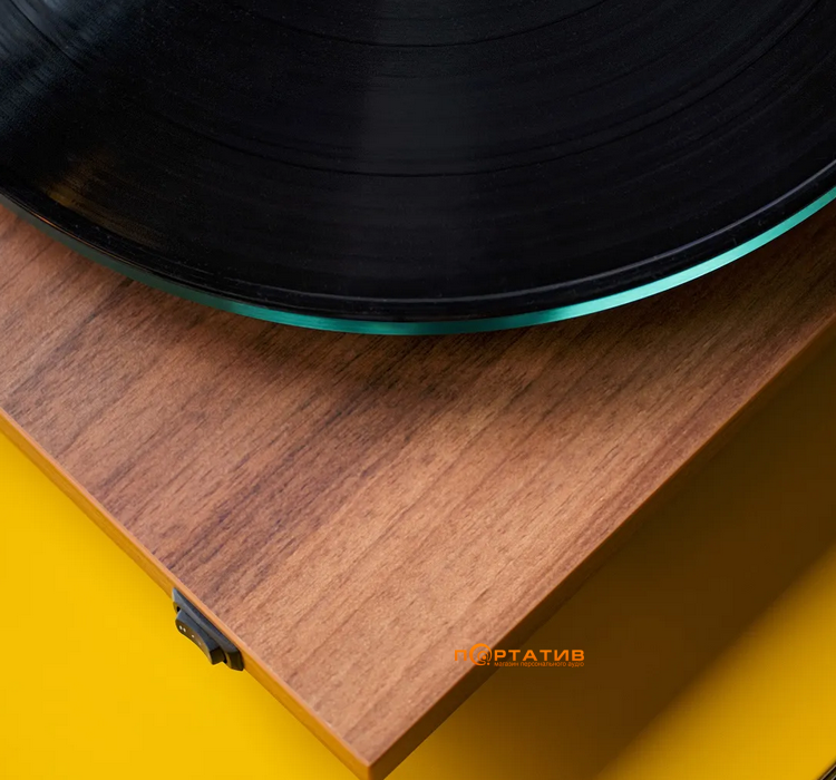 Програвач вінілу Pro-Ject T2 Walnut Rainier