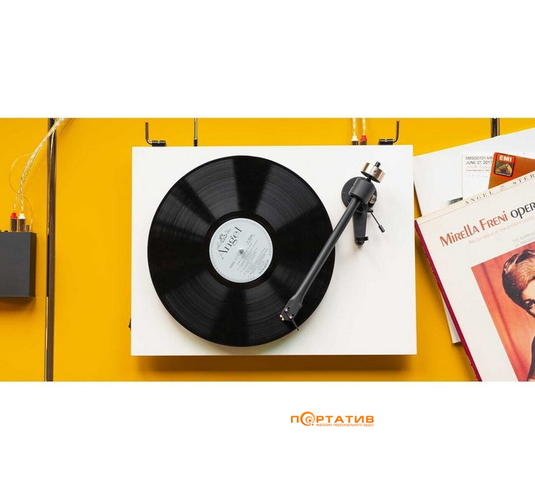 Проигрыватель винила Pro-Ject T2 Satin White Rainier