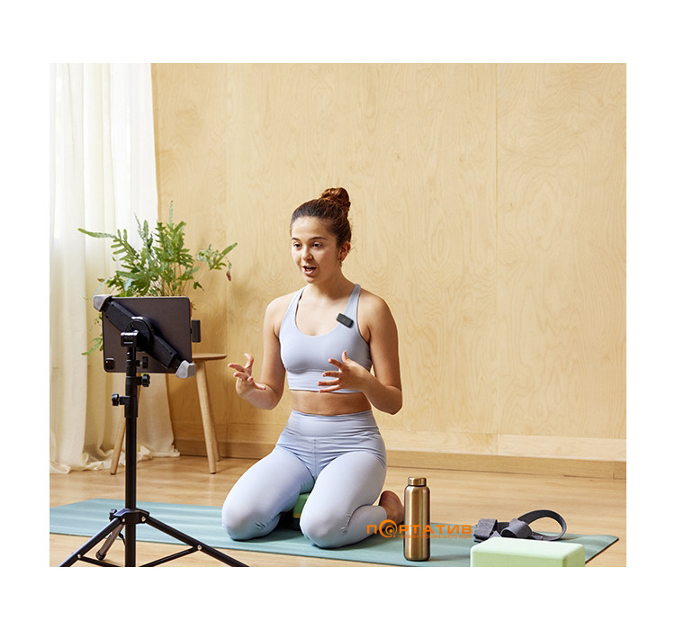 Микрофон JBL Quantum Stream Wireless Lightning (JBLSTRMWLLGHTBLK)