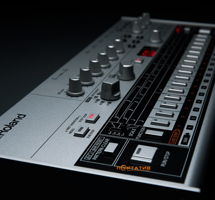 Ритм-машина Roland TR-06