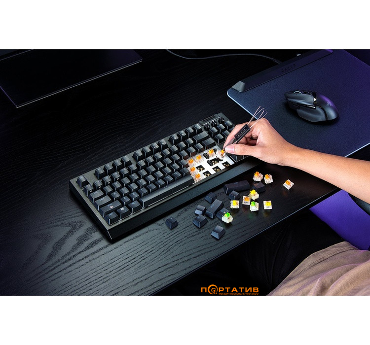 Игровая клавиатура Razer BlackWidow V4 TKL Hyperspeed UA (RZ03-05480100-R3M1)