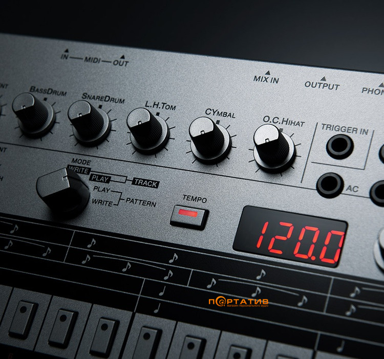 Ритм-машина Roland TR-06