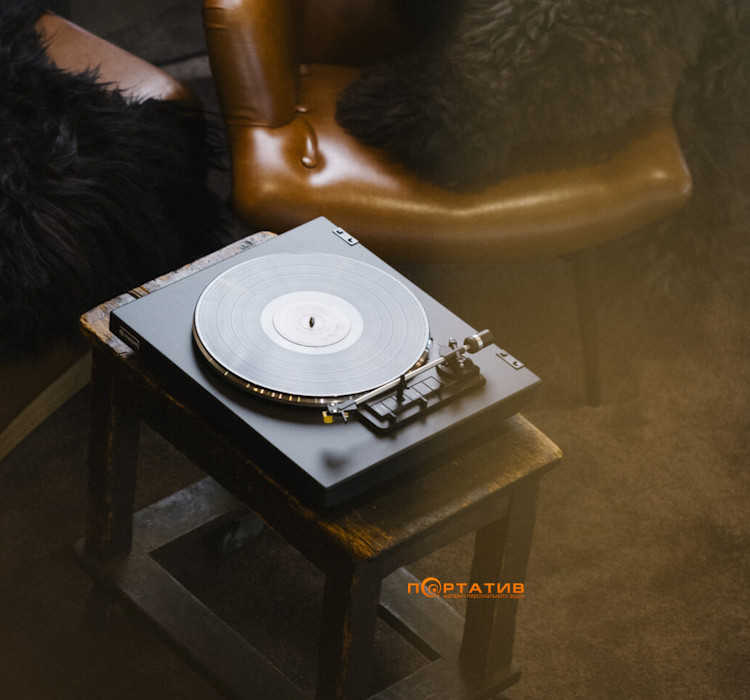 Програвач вінілу Rekkord Audio F300 (AT91) Satin Black