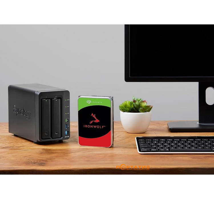 Жорсткий диск Seagate IronWolf 1TB (ST1000VN008)