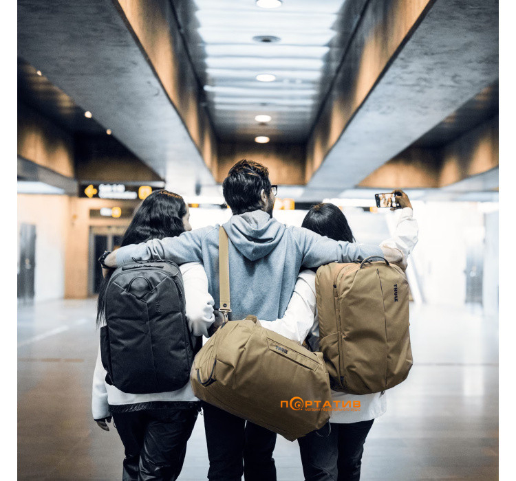 Сумка Thule Aion Duffel Bag 35L TAWD135 Black (3204725/3205238)