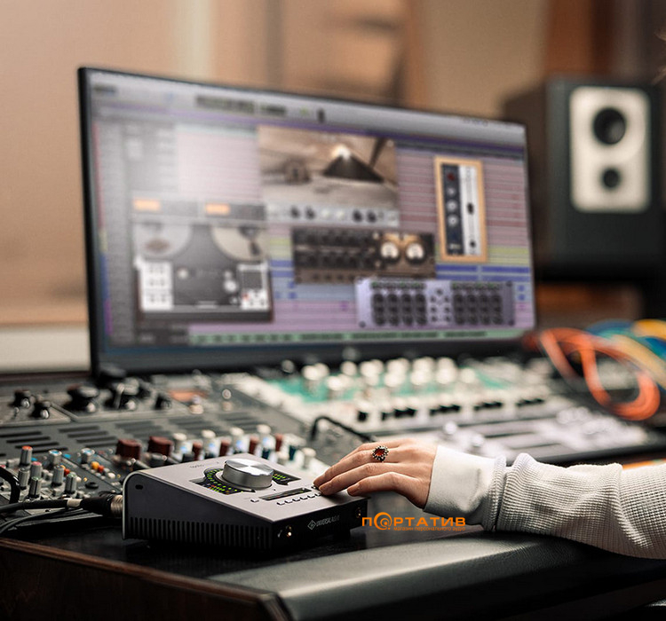 Аудіоінтерфейс Universal Audio Apollo Twin X Quad Gen2