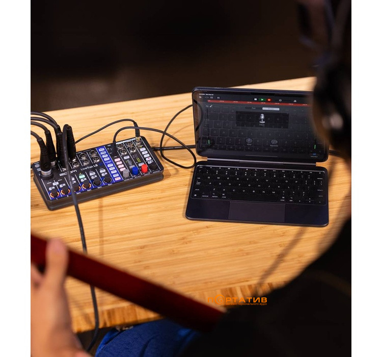 Цифровий мікшерний пульт Zoom LiveTrak L-6