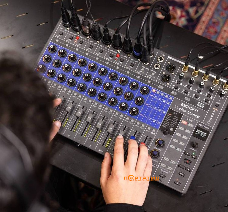 Цифровий мікшерний пульт Zoom LiveTrak L12next