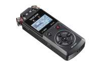 Диктофони Tascam DR-05XP