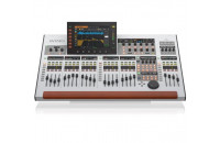 Микшерные пульты Behringer WING