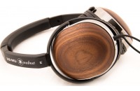  E-mu Systems Walnut